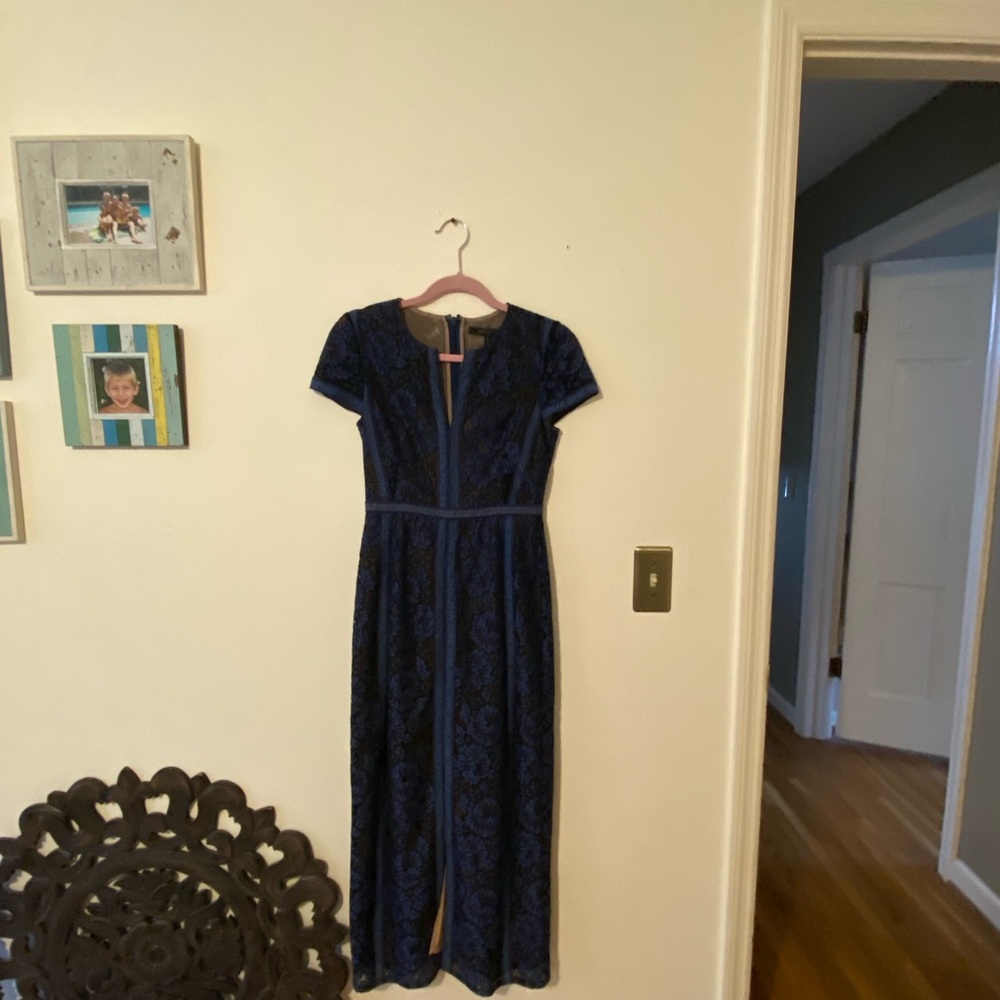 BCBGMaxAzria Navy Blue Lace Maxi Dress with Cap Sleeves - Picture 7 of 15
